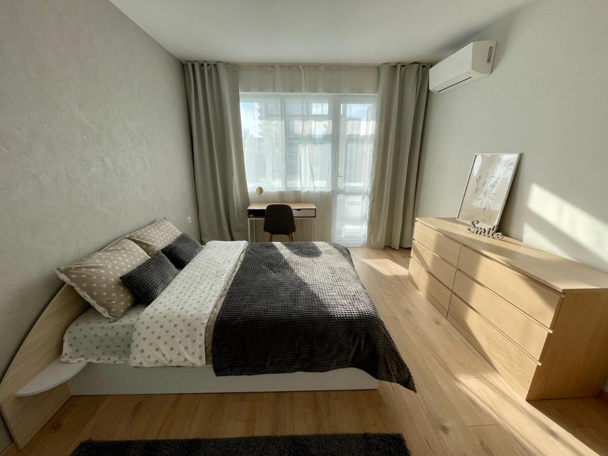 Appartamento Comfy & Stylish Varna Esterno foto