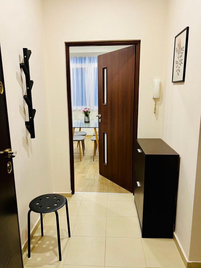 Appartamento Comfy & Stylish Varna Esterno foto